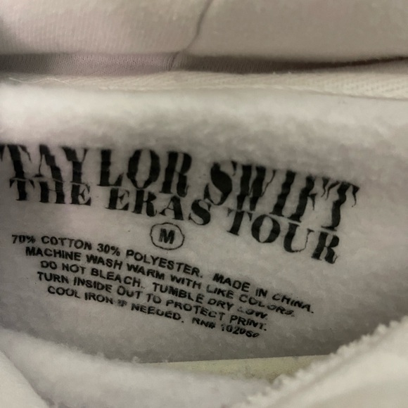 White Taylor Swift merchandise from concert - Picture 4 of 4